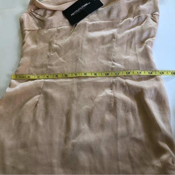 PrettyLittleThing Champagne Satin Cowl Ruched Side Strappy Bodycon Dress Sz 4 - Picture 15 of 16